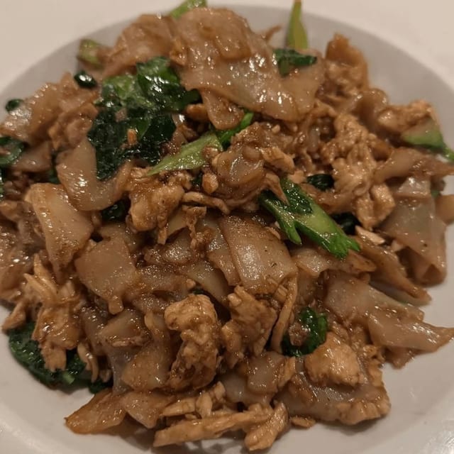 Pad See Eiw.