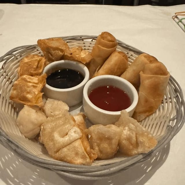 Thai Sampler (2-4 Served).