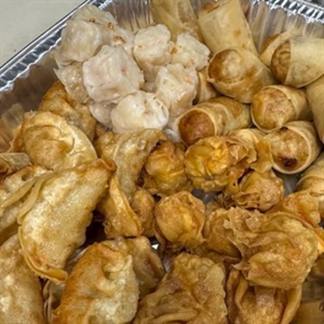 Tray Thai Sampler.