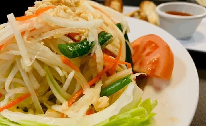Tray Papaya Salad.